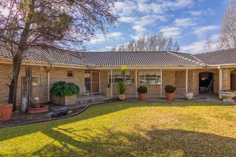 4 Bedroom Property for Sale in Panorama Free State